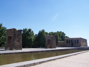 plan-cultural-Madrid-tour-Debod visita-ruta-guiada-Debod-Templo