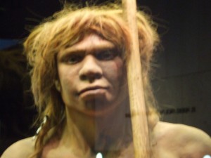 Reproducción de mujer Neanderthal en el Museo Arqueológico Nacional