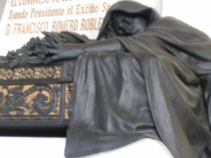 plan-cultural-Madrid-Panteón-Ilustres ocio-cultural-tour-Panteón-Hombres-Ilustres